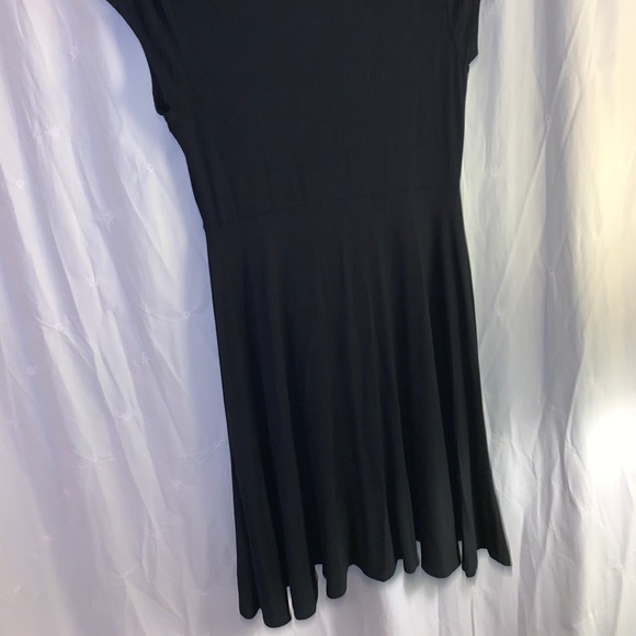 Fit & flare black stretchy Old Navy dress - Picture 2 of 3
